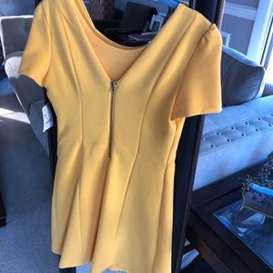 Yellow Trafaluc dress from Zara - XS. NWT